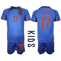 Camisa de time de futebol Holanda Daley Blind #17 Replicas 2º Equipamento Infantil Mundo 2022 Manga Curta (+ Calças curtas)